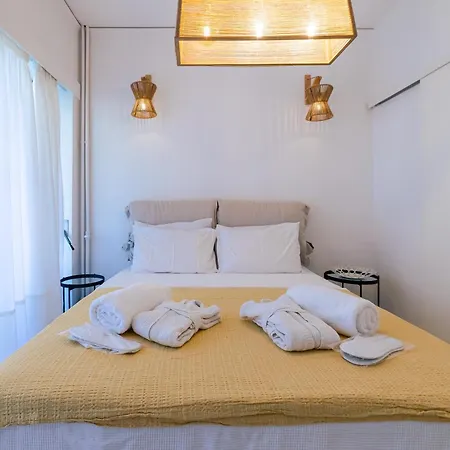 Apartamento Blanc Dans Le Centre De Glyfada